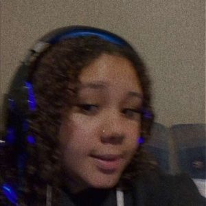 Meet your Posher, Kaitlin